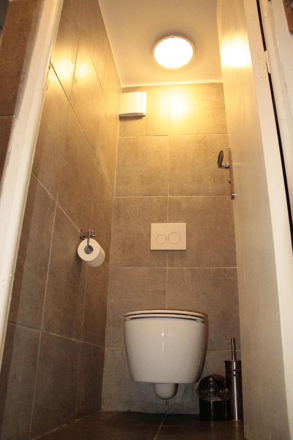 Hostel Du Lapin Blanc แซงต์-บรีเออ ภายนอก รูปภาพ