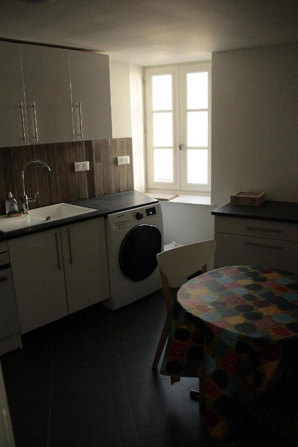 Hostel Du Lapin Blanc แซงต์-บรีเออ ภายนอก รูปภาพ